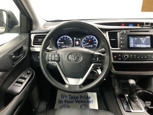 2017 Toyota Highlander LE