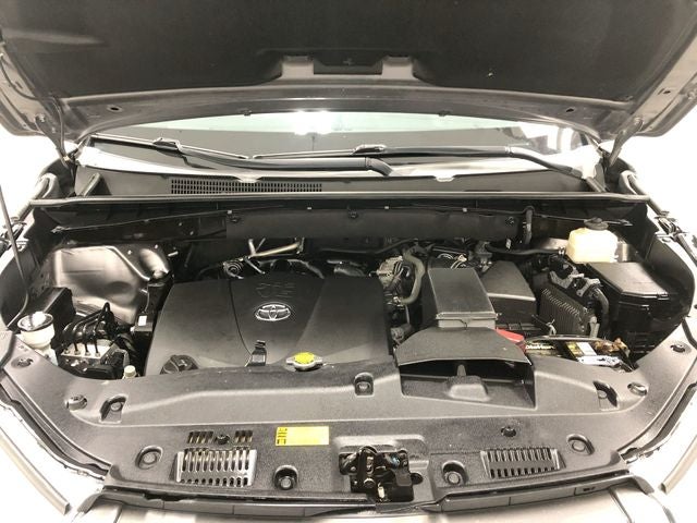 2017 Toyota Highlander LE