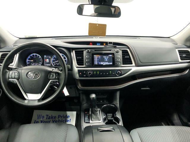2017 Toyota Highlander LE