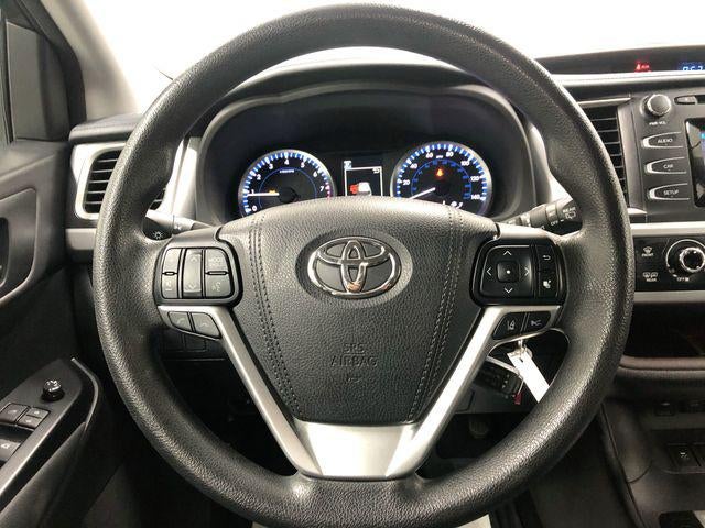2017 Toyota Highlander LE