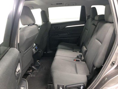 2017 Toyota Highlander LE