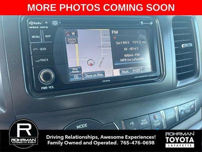2014 Toyota SIENNA XLE 3.5L XLE 7 Passenger