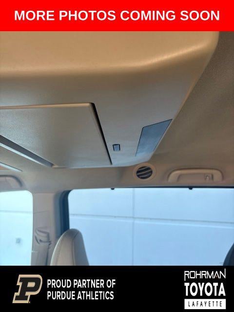 2014 Toyota SIENNA XLE 3.5L XLE 7 Passenger