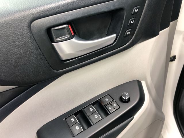 2014 Toyota HIGHLANDER Limited Platinum V6