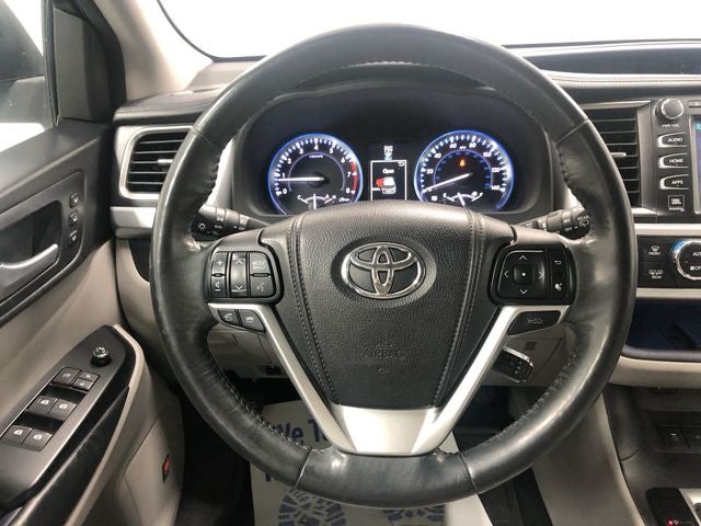 2014 Toyota HIGHLANDER Limited Platinum V6