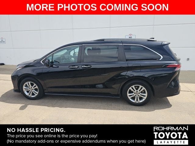 2022 Toyota Sienna XSE 7 Passenger