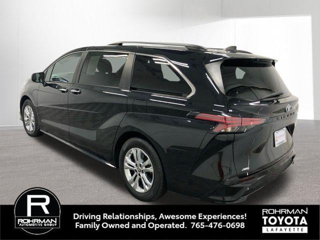 2022 Toyota Sienna XSE 7 Passenger