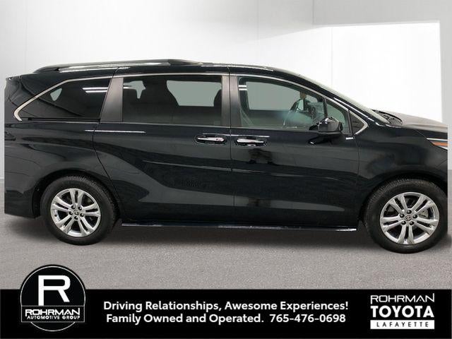 2022 Toyota Sienna XSE 7 Passenger