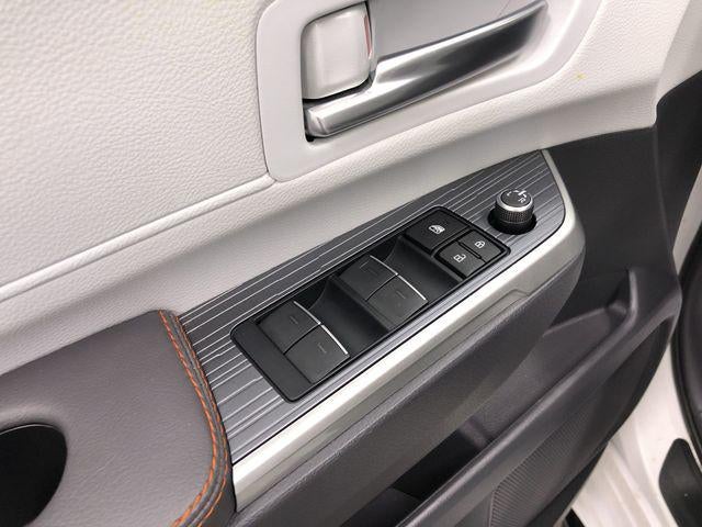 2023 Toyota SIENNA XSE AWD XSE 7 Passenger