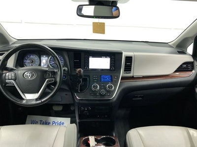2019 Toyota Sienna Limited Premium 7 Passenger