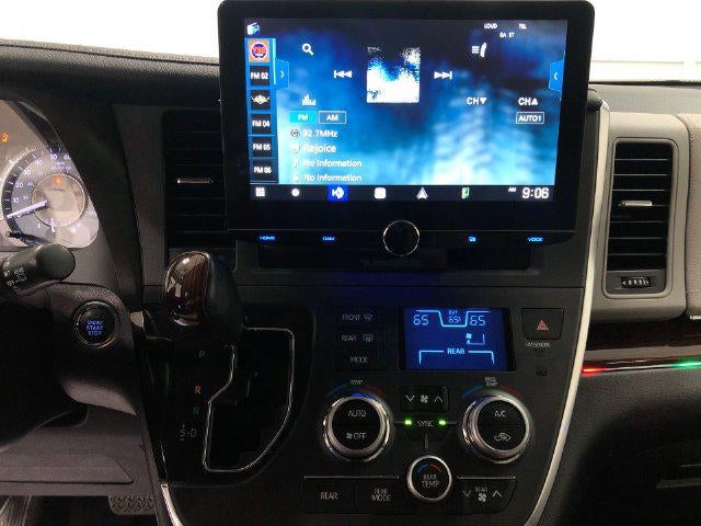2019 Toyota Sienna Limited Premium 7 Passenger