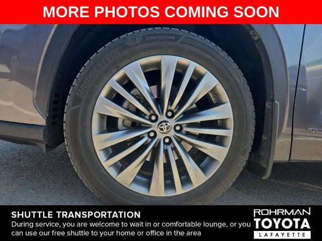 2020 Toyota Highlander Hybrid Platinum