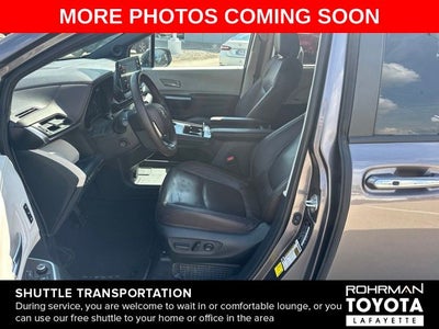 2021 Toyota Sienna Platinum 7 Passenger
