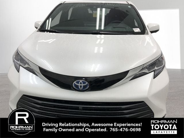 2025 Toyota SIENNA PLT AWD Platinum 7 Passenger