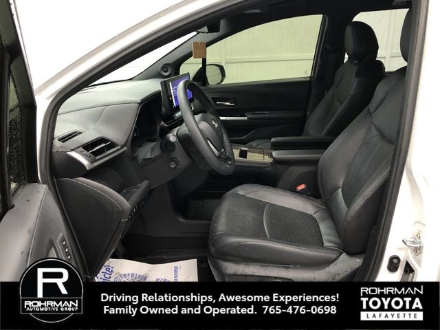 2025 Toyota SIENNA PLT AWD Platinum 7 Passenger