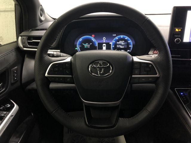 2025 Toyota SIENNA PLT AWD Platinum 7 Passenger