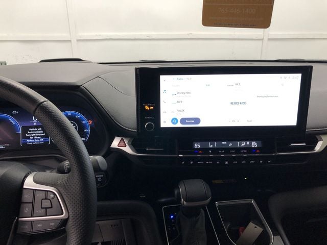 2025 Toyota SIENNA PLT AWD Platinum 7 Passenger