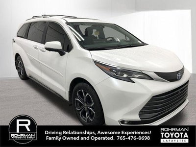 2025 Toyota SIENNA PLT AWD Platinum 7 Passenger