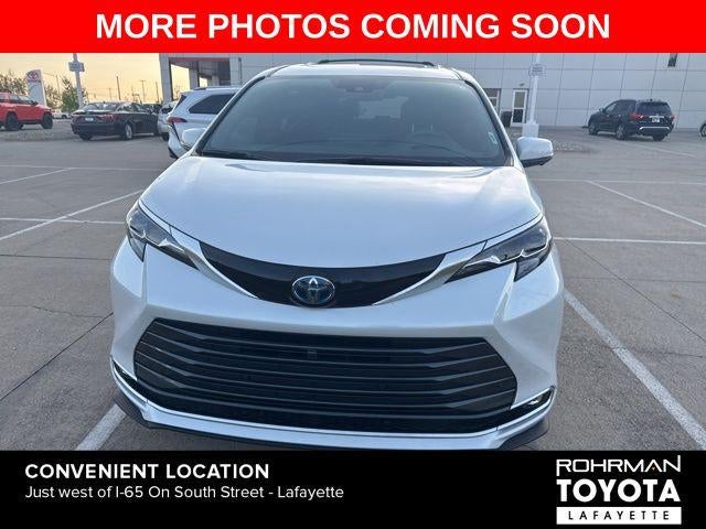 2025 Toyota SIENNA PLT AWD Platinum 7 Passenger