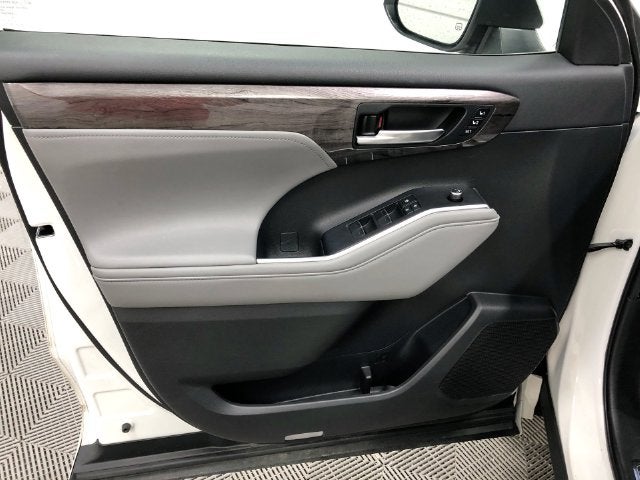 2020 Toyota Highlander Platinum