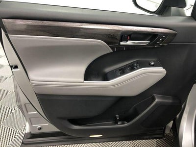 2021 Toyota HIGHLANDER Platinum
