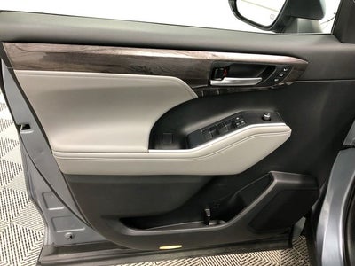 2021 Toyota HIGHLANDER Platinum