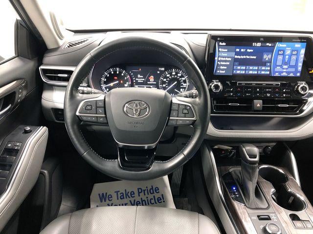 2021 Toyota HIGHLANDER Platinum