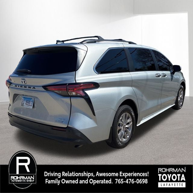 2021 Toyota SIENNA XLE 8 Passenger