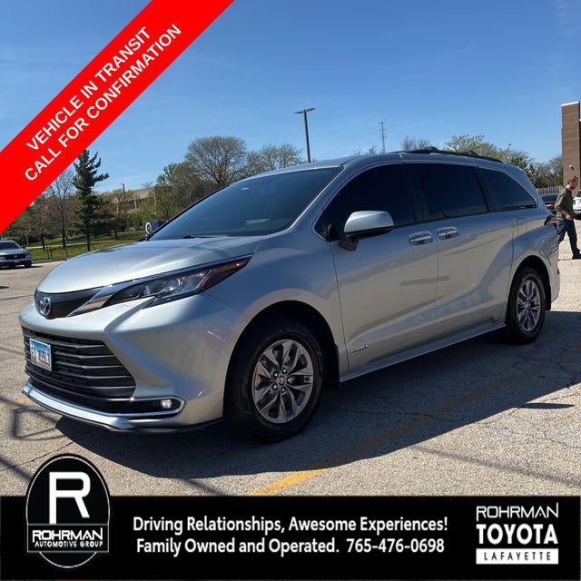 2021 Toyota SIENNA XLE 8 Passenger