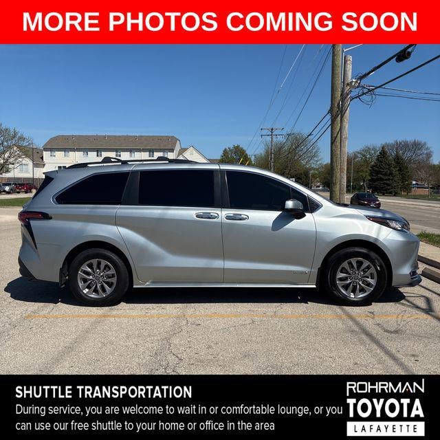 2021 Toyota SIENNA XLE 8 Passenger