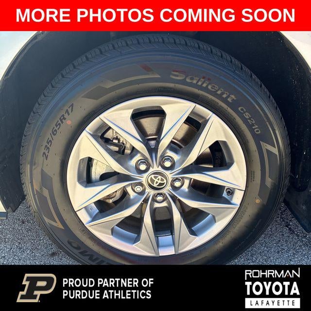 2021 Toyota SIENNA XLE 8 Passenger