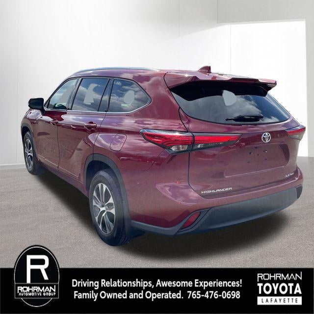 2021 Toyota HIGHLANDER XLE
