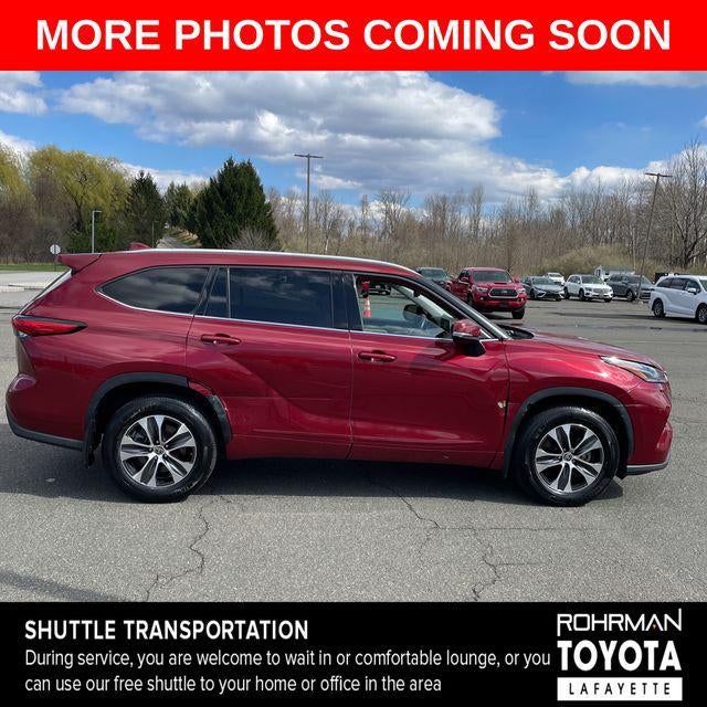 2021 Toyota HIGHLANDER XLE