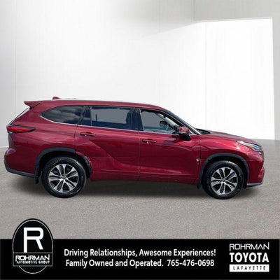 2021 Toyota HIGHLANDER XLE