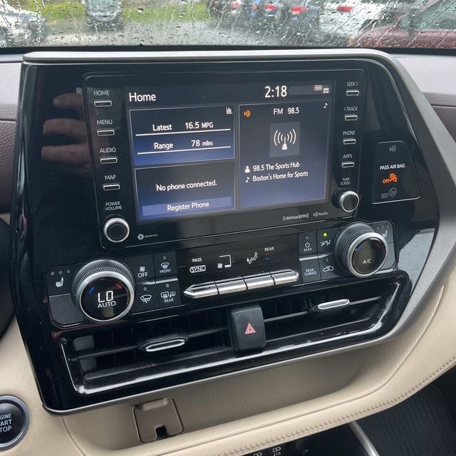 2021 Toyota HIGHLANDER XLE