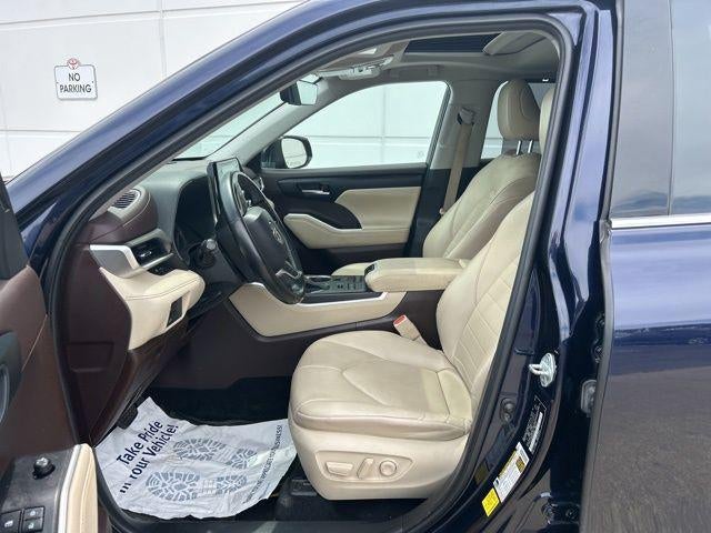 2021 Toyota HIGHLANDER XLE