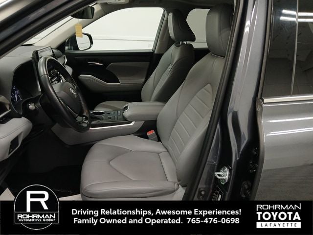 2021 Toyota HIGHLANDER XLE