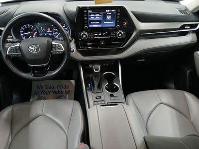 2021 Toyota HIGHLANDER XLE