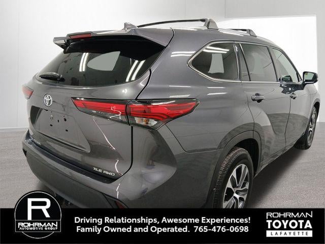 2021 Toyota HIGHLANDER XLE