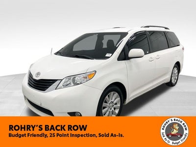 2011 Toyota SIENNA LE 3.5L LE