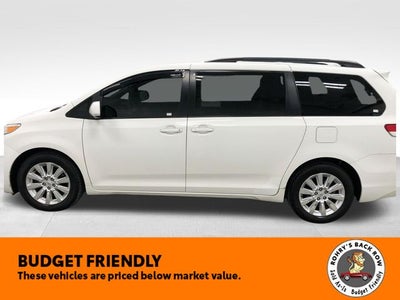 2011 Toyota SIENNA LE 3.5L LE