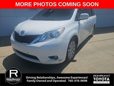2011 Toyota SIENNA LE 3.5L LE