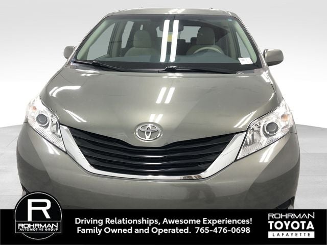 2012 Toyota SIENNA LE 3.5L LE 7 Passenger