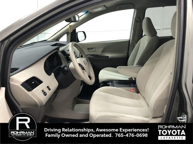 2012 Toyota SIENNA LE 3.5L LE 7 Passenger