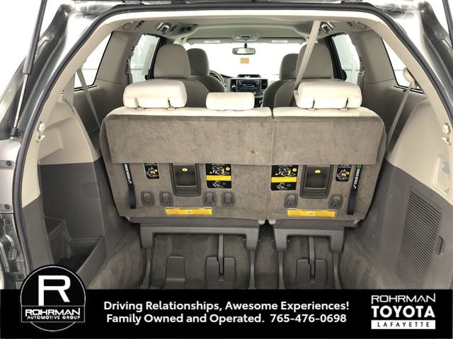 2012 Toyota SIENNA LE 3.5L LE 7 Passenger