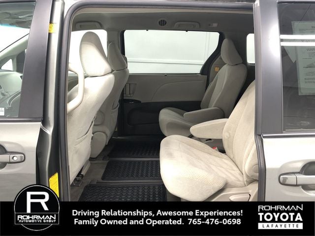 2012 Toyota SIENNA LE 3.5L LE 7 Passenger