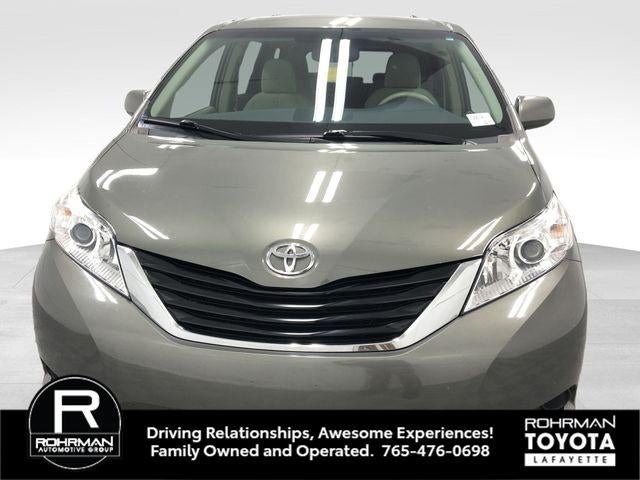2012 Toyota SIENNA LE 3.5L LE 7 Passenger
