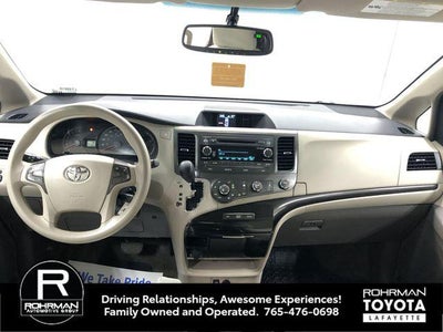 2012 Toyota SIENNA LE 3.5L LE 7 Passenger