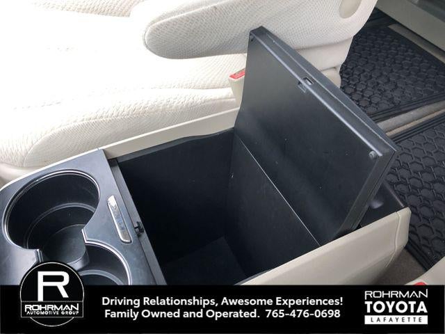 2012 Toyota SIENNA LE 3.5L LE 7 Passenger