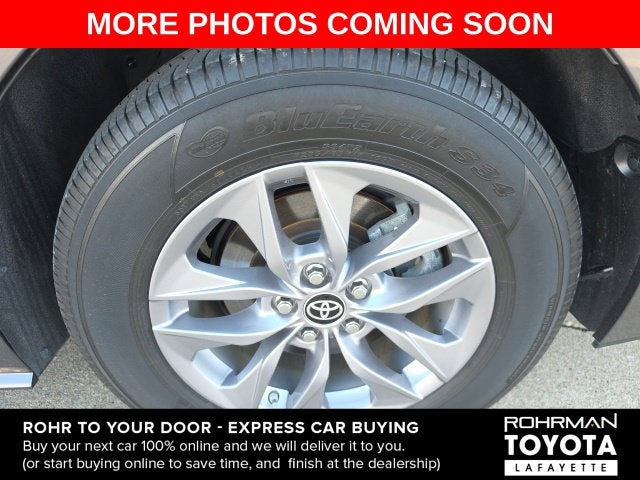 2024 Toyota Sienna XLE 8 Passenger